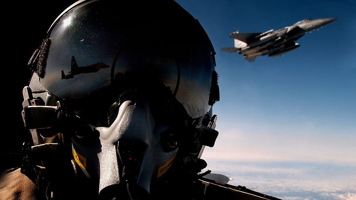Pilote de chasse, casque noir et avion à réaction gris, chasseur, pilote, Fond d'écran HD