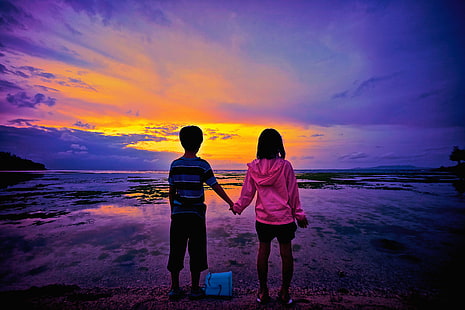 boy and girl holding each others hand while standing during sunset, dreams, begin here, boy and girl, others, hand, sunset  beach, Japan, Malibu beach, Okinawa, time, ties, twins, sunset, beach, silhouette, sea, women, outdoors, people, vacations, HD wallpaper HD wallpaper