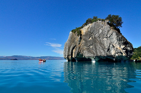 group of people in boat near large gray rock on top of body of water, marble, cathedral  group, group of people, boat, gray rock, rock on, on top, body of water, carretera austral, catedral, de, marmol, cathedral, chile, patagonia, Aysén, Aisén, landscape, capilla, gear, me  my, premium, bronze, silver, gold, platinum, diamond, Challenge, Factory, sea, summer, nature, island, vacations, beach, blue, coastline, water, HD wallpaper HD wallpaper