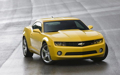 Chevrolet Camaro RS 2010 Yellow Front Angle, yellow chevrolet muscle car scale model, Chevrolet Camaro RS, Muscle Car, Camaro RS, HD wallpaper HD wallpaper