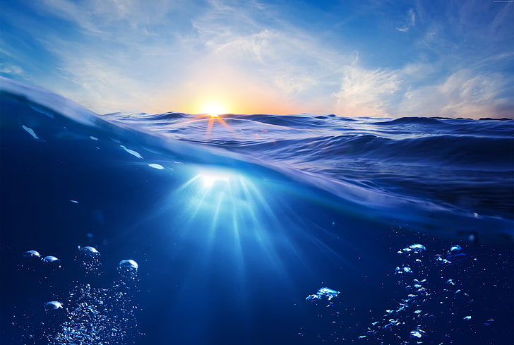 Morze, podwodne, słońce, 4k, woda, przyroda, ocean, promienie, 8k, błękit, niebo, 5k, Tapety HD