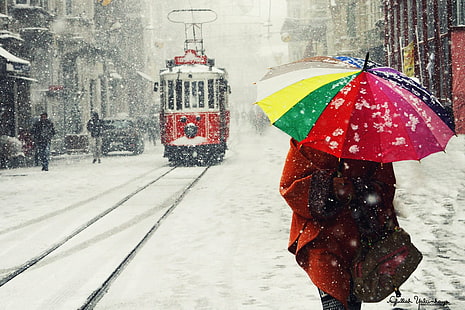 девушка, стамбул, истиклал, снег, трамвай, турция, зонт, HD обои HD wallpaper