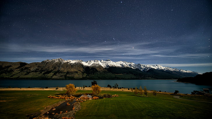 New Zealand, 4k, HD wallpaper, Queenstown, Lake Wakatipu, stars, mountain, snow, green grass, sky, landscape, HD wallpaper