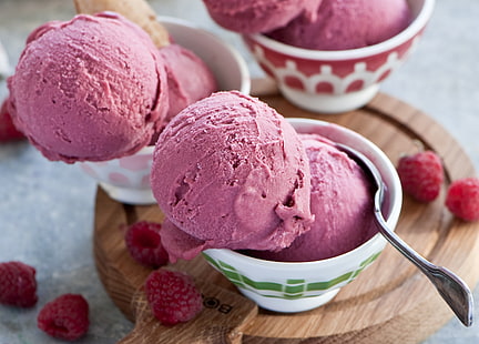 raspberry ice cream, ice cream, raspberries, plate, spoon, dessert, HD wallpaper HD wallpaper