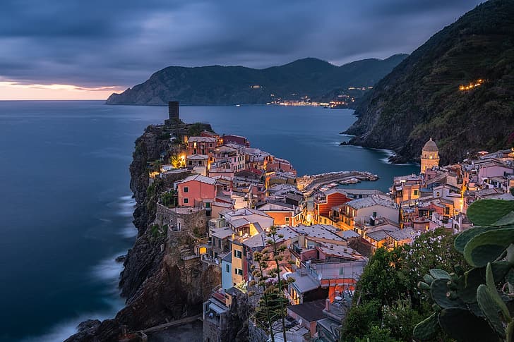 sea, mountains, coast, building, home, the evening, Italy, The Ligurian sea, Cape, Vernazza, Cinque Terre, Liguria, Ligurian Sea, HD wallpaper