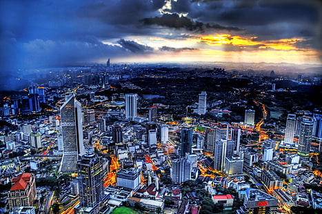 аэрофотосъемка города под серыми кучевыми облаками, Куала-Лумпур, Куала-Лумпур, Куала-Лумпур, аэрофотосъемка, город, серый, кучевые облака, Малайзия, HDR, шторм, центр города, вечерний дождь, пейзаж, d3x, Азия, азиаты, азиатские, городской пейзаж, облака, лето, мокрый, nikon d2xs, гугл, заставка, imagekind, портфолио, портфолио, трэй, красиво, красочно, свежо, мечта, фото, фотография, фотография, профессионал, техника, динамично, мир, невероятно, великолепно, очаровательно,потрясающий, искусство, божественный свет, путешествия, международный, приключение, учебник, киберпанк, мегаполис, небоскреб, Куала Лампур, улицы, городской, огонь, ночь, городской горизонт, центр города, архитектура, известное место, городская сцена, бизнес, Бангкок,смеркаться, HD обои HD wallpaper