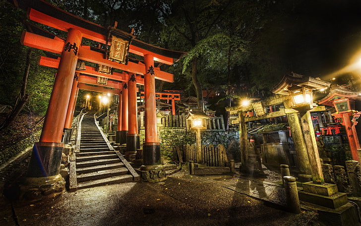 lengkungan beton oranye, kuburan, gerbang, Jepang, Kyoto, malam, kuil, tangga, torii, Wallpaper HD