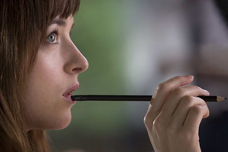 pensil hitam, Dakota Johnson, Fifty Shades of Grey, dalam film, Wallpaper HD HD wallpaper