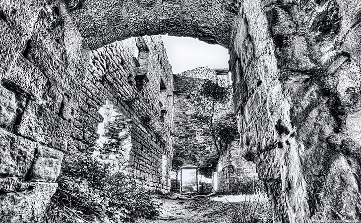Castellcir Castle Ruins, grayscale photo, Black and White, HD wallpaper
