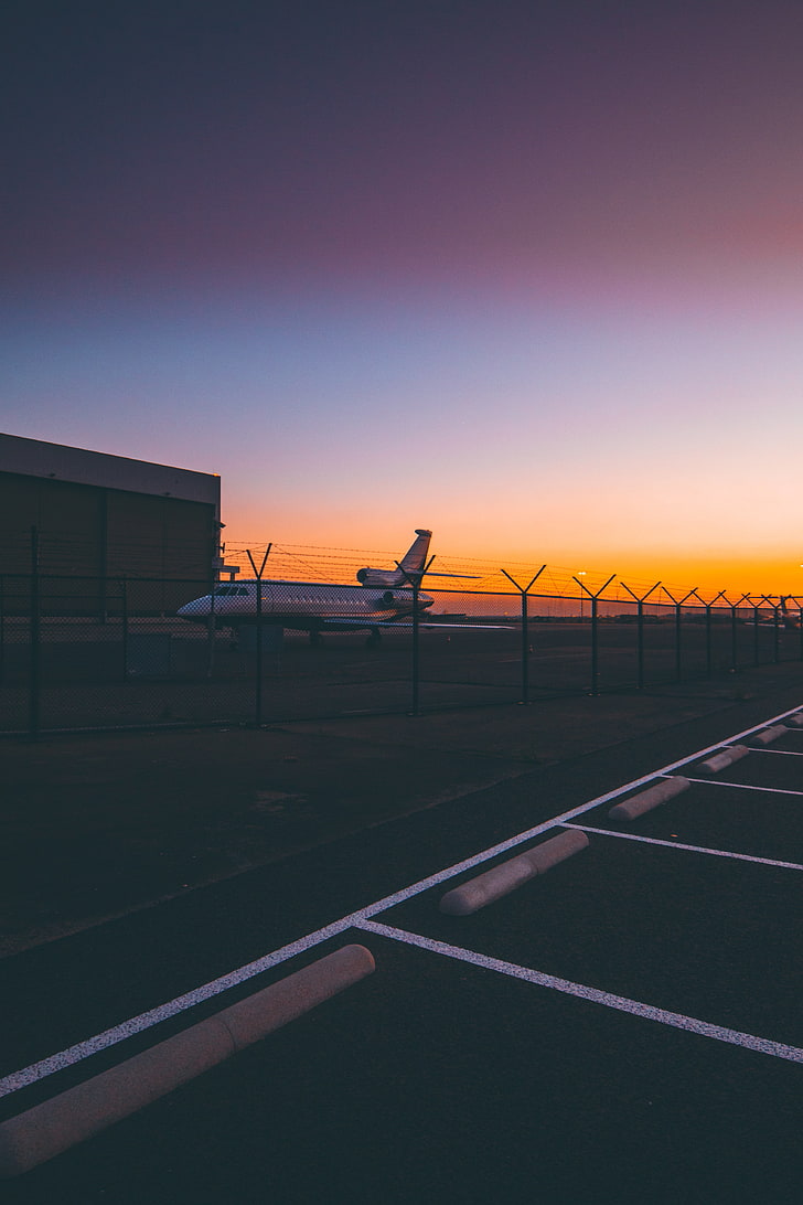 Airplane, airport, runway, sunset, HD wallpaper | Wallpaperbetter