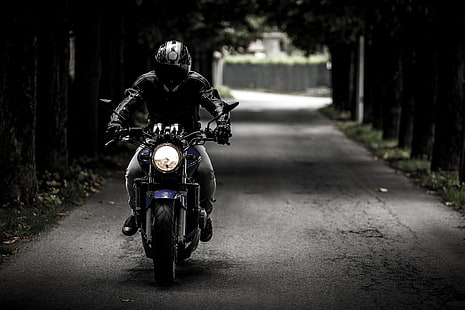 黒いオートバイのジャケット、モーターサイクリスト、オートバイ、バイク、ヘルメット、動き、 HDデスクトップの壁紙 HD wallpaper