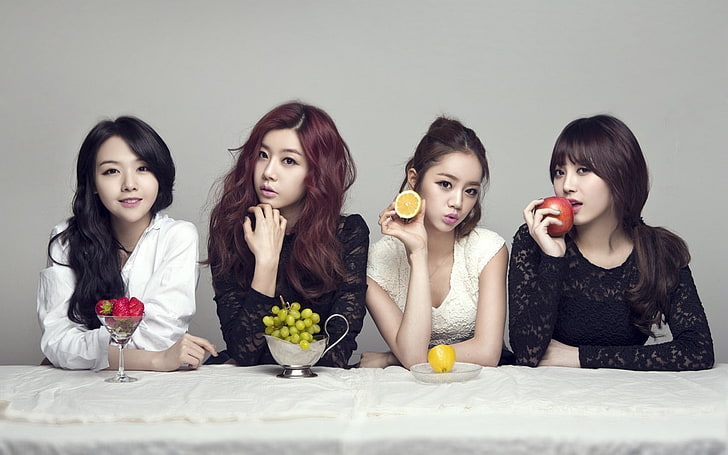 Asia, Girl's Day, wanita, kelompok wanita, buah, apel, anggur, stroberi, Wallpaper HD