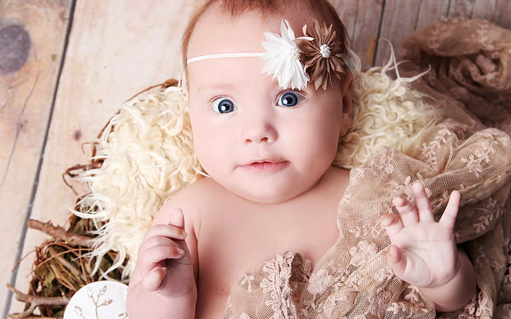幸せな赤ちゃん、幸せな赤ちゃん、大きな美しい青い目、美しい、面白い、小さな女の子、新生児、子供、 HDデスクトップの壁紙