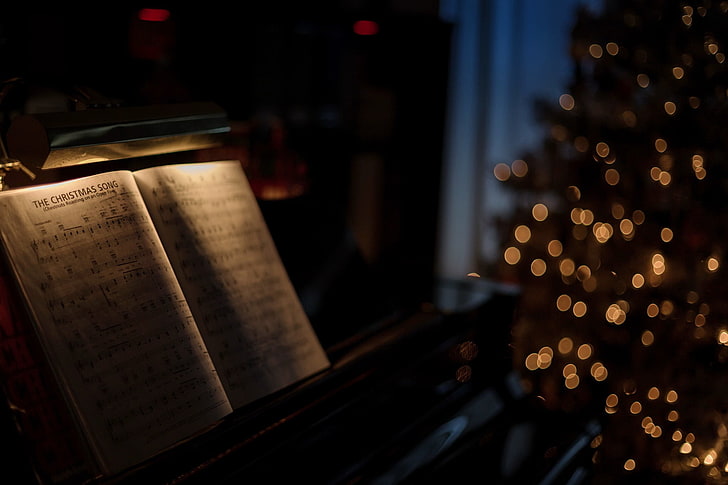 mobile in legno nero e grigio, Natale, pianoforte, note musicali, Sfondo HD