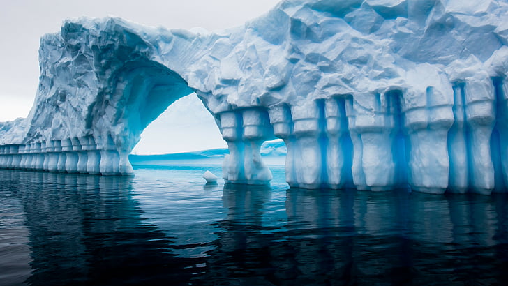 block of ice at daytime, Antarctica, 5k, 4k wallpaper, iceberg, blue, water, ocean, sea, reflection, HD wallpaper