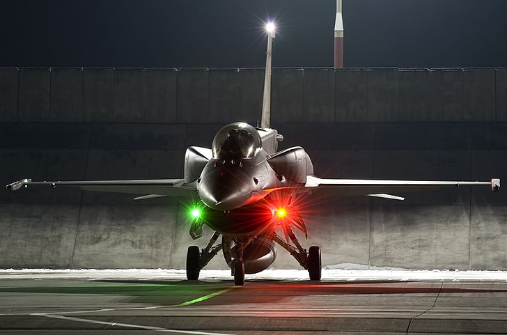 PAF F 16 D-Block 52 ، طائرة نفاثة سوداء ، طائرات / طائرات ، طائرات، خلفية HD