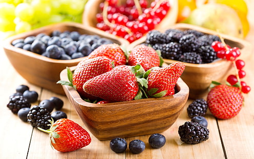 aliments, déjeuner, gros plan, fruits, surface en bois, fraises, mûres, bleuets, bols, Fond d'écran HD HD wallpaper