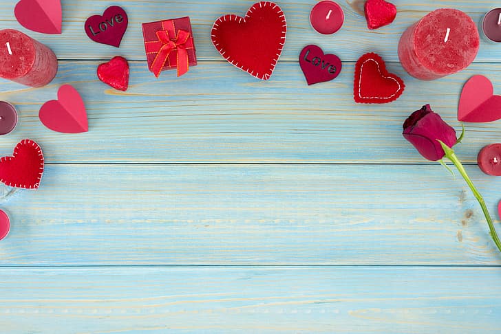 cadeau, chocolat, roses, bonbons, cœurs, rouges, amour, bois, fleurs, romantique, saint valentin, coffret cadeau, Fond d'écran HD
