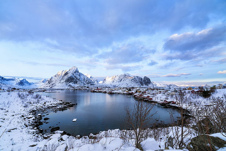 Лофотен, Норвегия, водоем, сняг, Норвегия, зима, планини, къщи, село, Лофотен, море, HD тапет