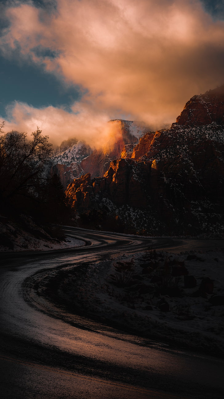 camino gris, montañas, camino, giro, puesta de sol, parque nacional zion, estados unidos, Fondo de pantalla HD, fondo de pantalla de teléfono