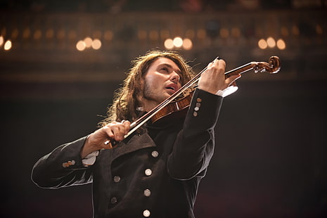갈색 나무 바이올린, Paganini : 악마의 바이올리니스트, 악마의 바이올리니스트, Niccolò Paganini, David Garrett, HD 배경 화면 HD wallpaper