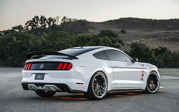 รถเก๋งสีขาวข้ามภูเขา Ford Mustang GT Apollo Edition รถยนต์รถกล้ามเนื้อ, วอลล์เปเปอร์ HD