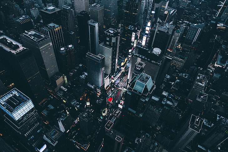 höghus byggnad, hög vinkel syn på stadens skyskrapa under natten, stadsbild, Time Square, fågelperspektiv, New York City, skyskrapa, HD tapet