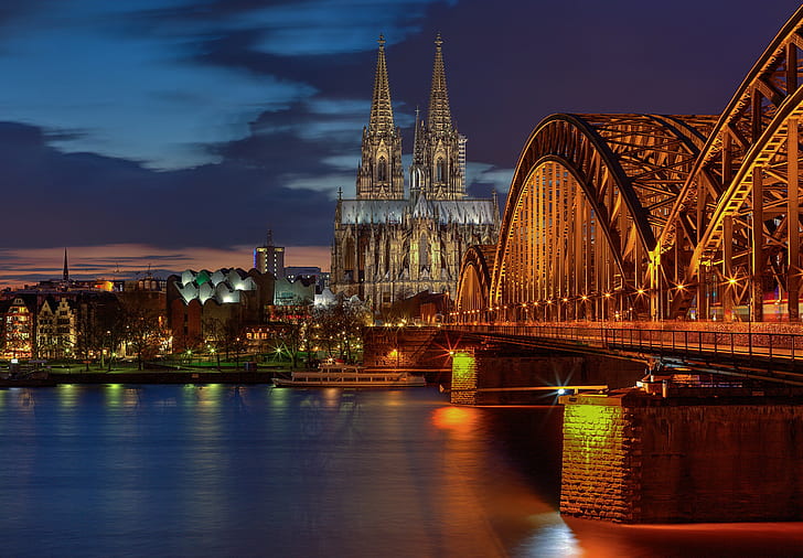 Кьолнската катедрала, Германия, Кьолнската катедрала, мост, светлини, светлина, градът, Кьолн, Кьолнската катедрала, откъс, Германия, вечерта, HD тапет