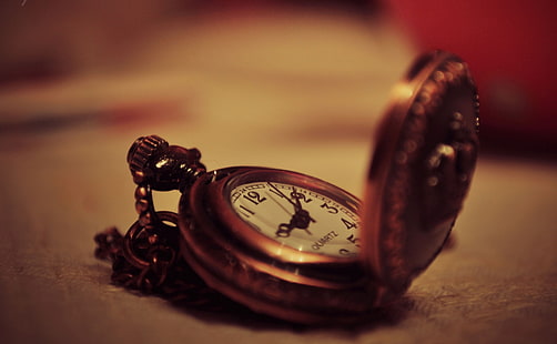 Reloj de bolsillo antiguo, reloj de bolsillo de bronce, vintage, bolsillo, reloj, Fondo de pantalla HD HD wallpaper
