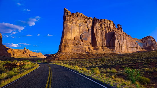 茶色と黒の木製テーブル、自然、道路、アーチーズ国立公園、ユタ州、ビクスビー橋、ビクスビークリーク橋、風景、砂漠、 HDデスクトップの壁紙 HD wallpaper
