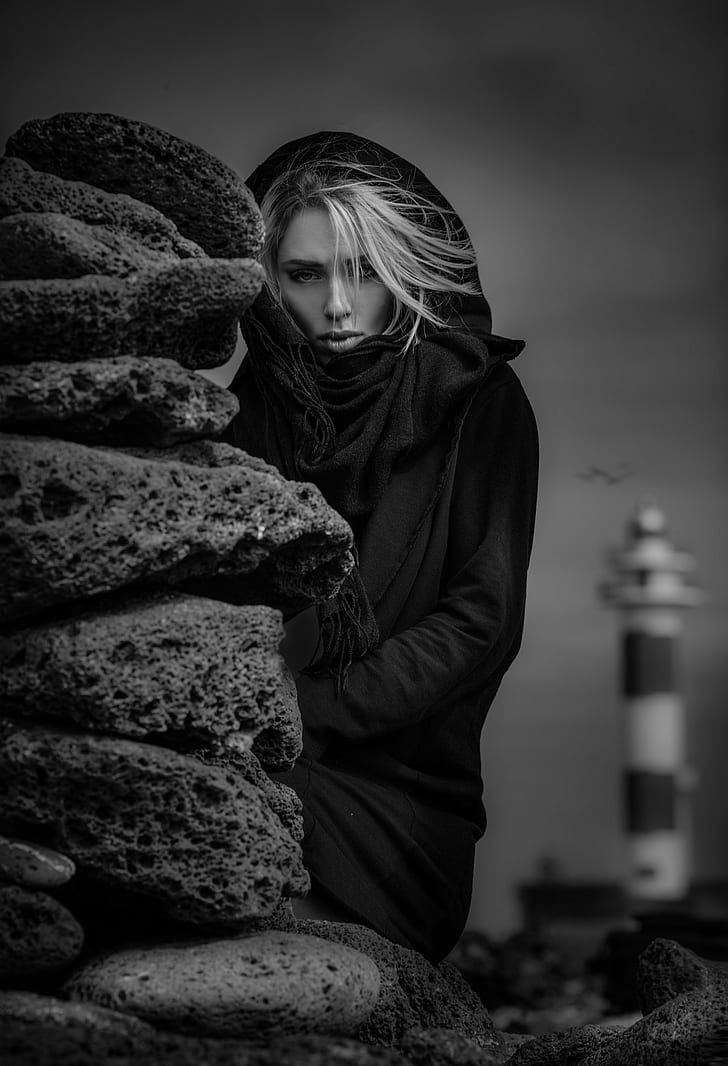 ヨアヒム ベルガウアー 灯台 石 500px 女性 モデル 屋外の女性 モノクロ 黒いコート 金髪 Hdデスクトップの壁紙 Wallpaperbetter