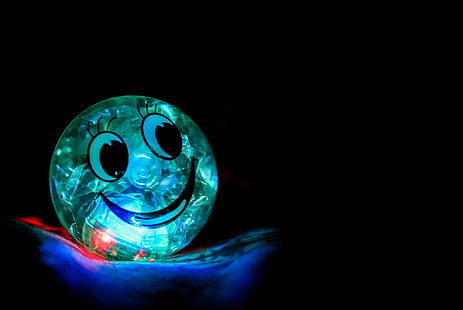 bola cahaya emoji, senyum, kebahagiaan, bola, lampu latar, Wallpaper HD HD wallpaper