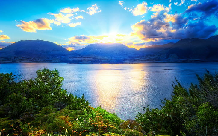 Morning Mountains And Lake Gratis skrivbordsunderlägg 2560 × 1600, HD tapet
