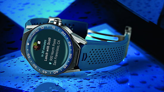 ساعة دائرية فضية اللون على نسيج أزرق ، TAG Heuer Connected Modular 45 ، MWC 2017 ، أفضل الساعات الذكية، خلفية HD HD wallpaper