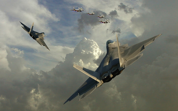 طائرة عسكرية من طراز F-22 Raptor و F-15، خلفية HD