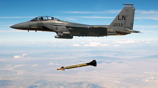 военен самолет, самолет, небе, джетове, бомби, F-15 Eagle, военни, самолети, HD тапет HD wallpaper