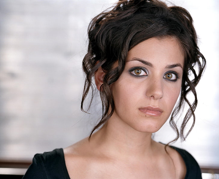 Frauen-Top mit schwarzem U-Ausschnitt, Katie Melua, Schauspielerin, Berühmtheit, HD-Hintergrundbild