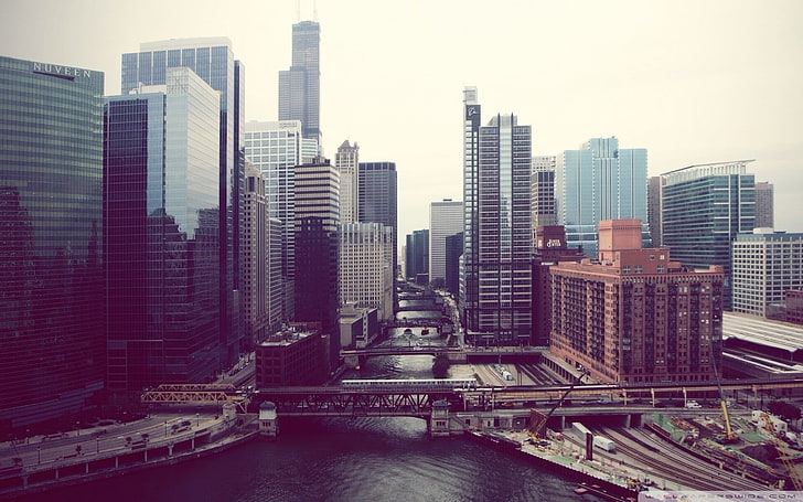 fotografi arsitektur dari kaki langit kota, kota, sungai, gedung pencakar langit, fotografi, jalan, Chicago, Wallpaper HD