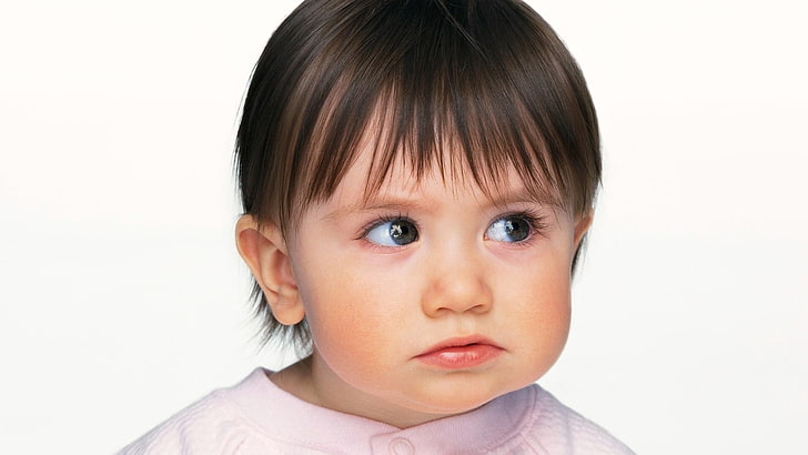 Babys rosa Top, Kind, Gesicht, Augen, Grimasse, Unzufriedenheit, HD-Hintergrundbild