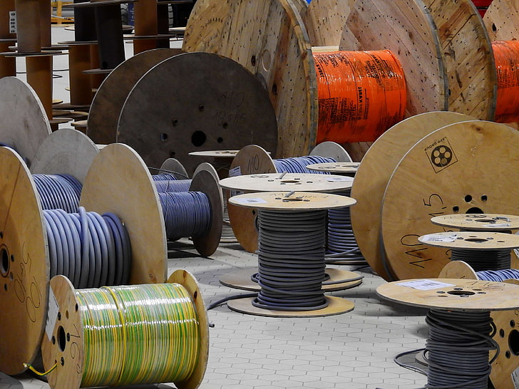 Anatomy of an Electric Industrial Cable: From Jacket to Core