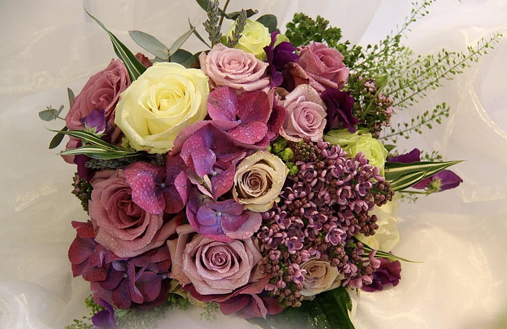 pink and beige flower bouquet, roses, lilacs, flowers, flower, song, drop, freshness, green, HD wallpaper