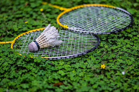 due racchette da badminton gialle, racchetta, volano, tennis, Sfondo HD HD wallpaper
