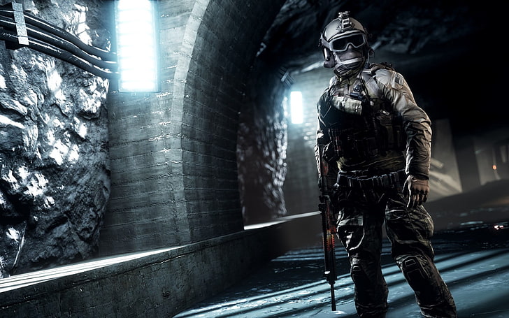 armoured man holding rifle wallpaper, battlefield 4, soldiers, weapons, equipment, HD wallpaper