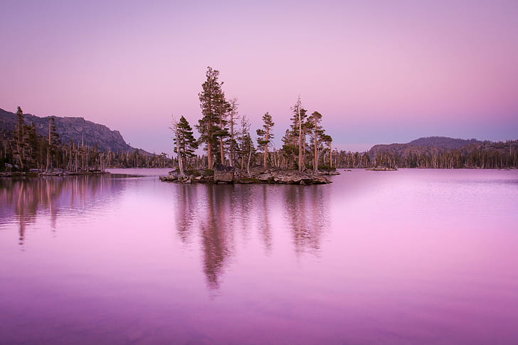 panoramafotografering av ö med gröna träd under lila himmel, Micro, Island, Isolation, Middle, Velma, panoramafotografering, green, träd, lila, sky, Desolation Wilderness, South Lake Tahoe, norra Kalifornien, NorCal, Sierra Nevada, sommar, solnedgång Island, Backpacking, REI, Outdoors, Lakes, lake, nature, tree, forest, mountain, landscape, water, reflect, sky, scenics, sunset, HD tapet