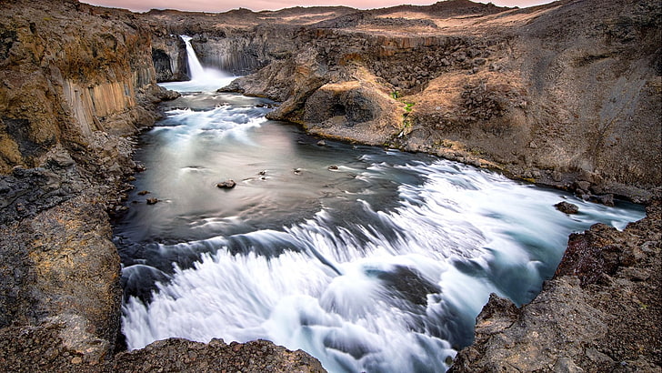 น้ำตกระหว่างภูเขาธรรมชาติภูมิทัศน์น้ำหินไอซ์แลนด์น้ำตกภูเขาการเปิดรับแสงเป็นเวลานานหิน, วอลล์เปเปอร์ HD