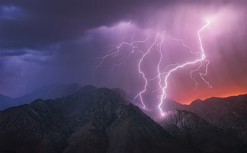 خلفية عاصفة رعدية ، طبيعة ، منظر طبيعي ، جبال ، برق ، عاصفة ، كهربائية ، غيوم ، وادي الموت ، كاليفورنيا، خلفية HD HD wallpaper