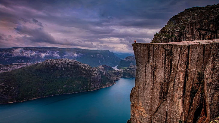 preikestolen, prekestolen, batu mimbar, norwegia, rogaland, fjord, lanskap, awan, tebing, formasi batuan, batu, Wallpaper HD