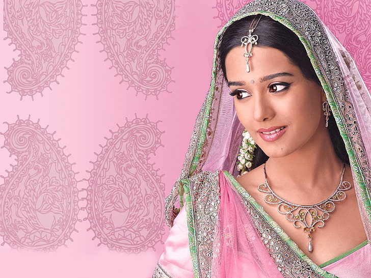 Amrita Rao In Pink Saree, damska różowa, zielona i szara kwiecista chusta hidżab, kobiece gwiazdy, Amrita Rao, piękna, gwiazdy Bollywood, różowa sari, sukienka, indyjski, Tapety HD