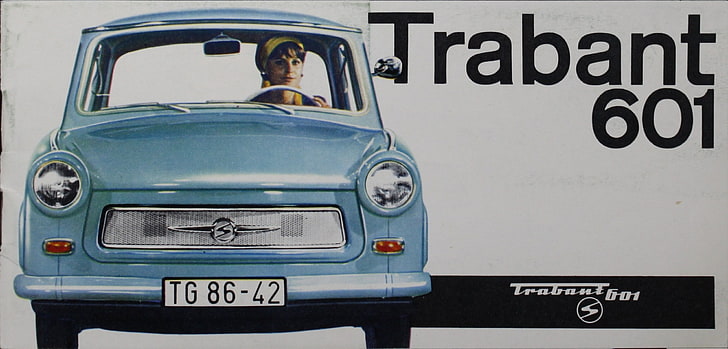 автомобиль, Трабант, ГДР, Восточная Германия, автомобиль, винтаж, реклама, женщины, синие автомобили, передний угол обзора, HD обои