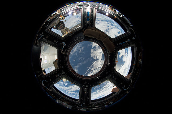 توضيح الأرض والفضاء ومحطة الفضاء الدولية، خلفية HD
